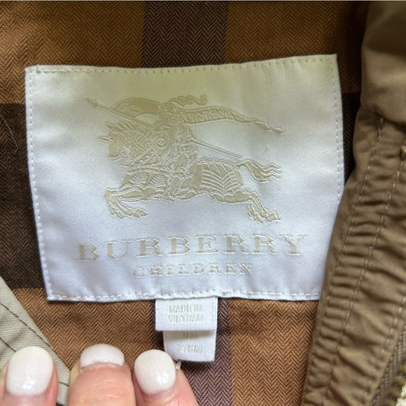 Burberry All Weather Windbreaker Winter Jacket - Picture 4 of 5